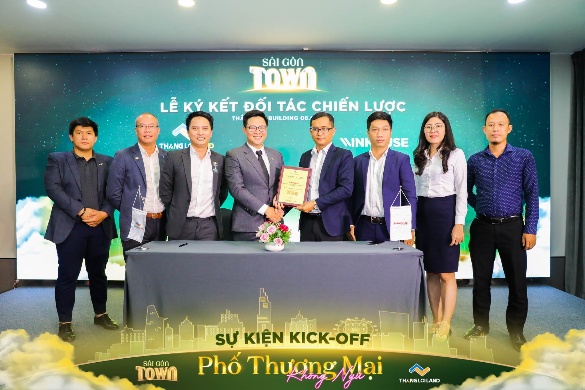 RỰC LỬA CHIẾN ĐẤU VỚI SỰ KIỆN KICK-OFF SÀI GÒN TOWN – PHỐ THƯƠNG MẠI KHÔNG NGỦ